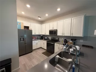 Photo #1: O6416778 Listing 