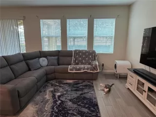 Photo #3: O6416778 Listing 