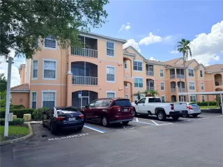 Photo #5: O6416779 Listing