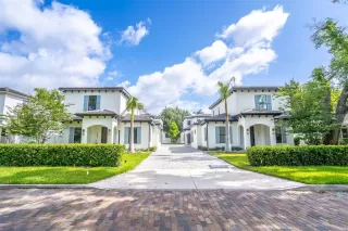 Photo #1: O6416926 Listing