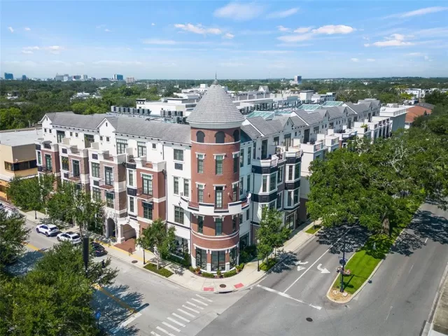 MLS: O6416927 Condo For Sale