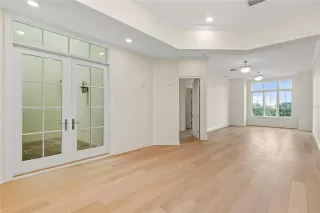 Photo #6: O6416927 Listing