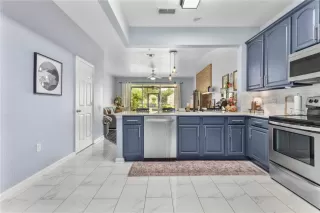 Photo #4: O6417036 Listing