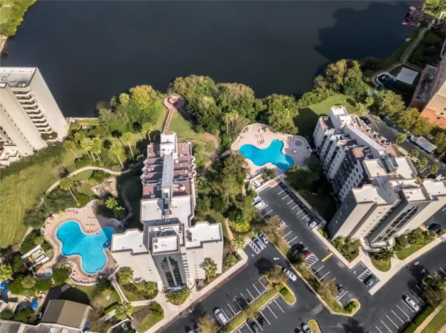 MLS: O6417161 Condo For Sale