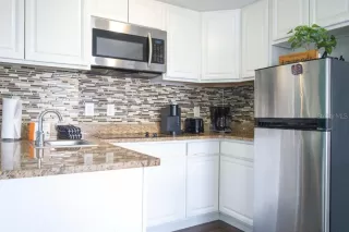 Photo #6: O6417161 Listing