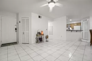 Photo #3: O6417181 Listing