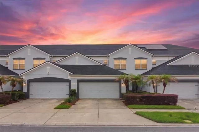 MLS: O6417227 Condo For Sale