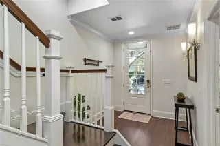 Photo #5: O6417414 Listing