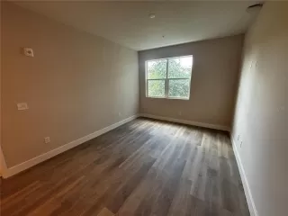 Photo #4: O6417552 Listing