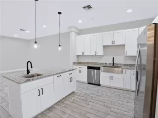 Photo #2: O6417565 Listing