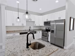 Photo #3: O6417565 Listing