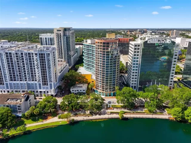 MLS: O6417637 Condo For Sale