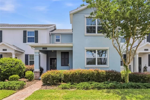MLS: O6417672 Condo For Sale