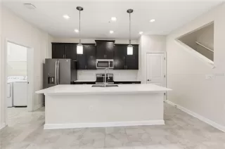 Photo #6: O6417672 Listing