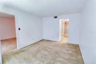 Photo #2: O6417733 Listing