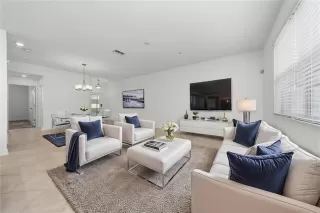 Photo #4: O6417736 Listing 