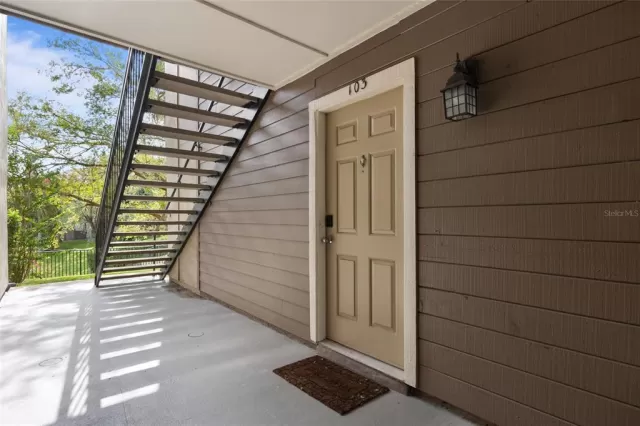 MLS: O6417786 Condo For Sale