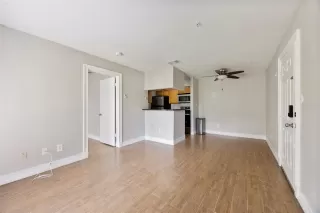 Photo #2: O6417786 Listing