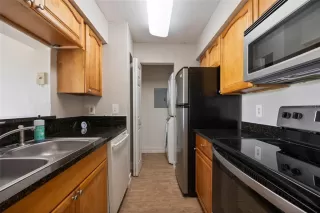 Photo #3: O6417786 Listing