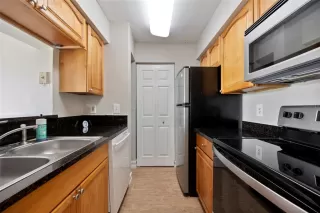 Photo #5: O6417786 Listing