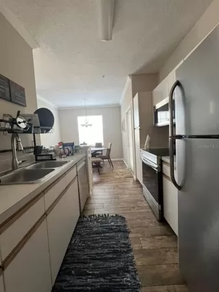 Photo #6: O6417843 Listing