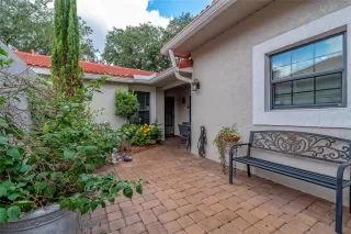 Photo #4: O6417861 Listing