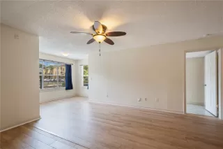 Photo #2: O6417906 Listing 