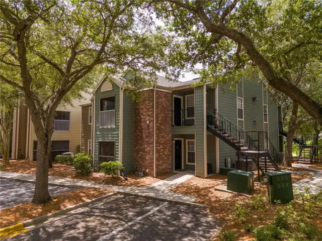 MLS: O6417946 Condo For Sale