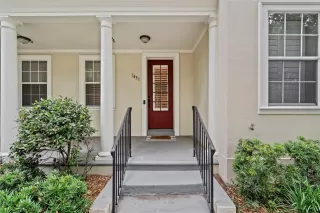 Photo #2: O6417956 Listing