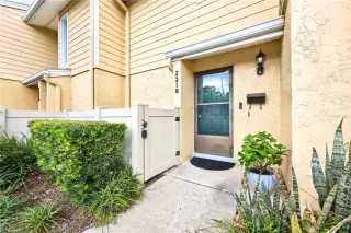 Photo #4: O6418145 Listing