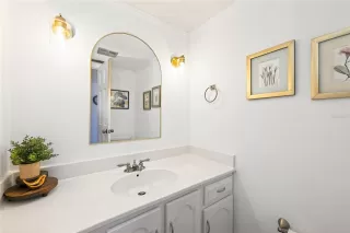 Photo #6: O6418145 Listing
