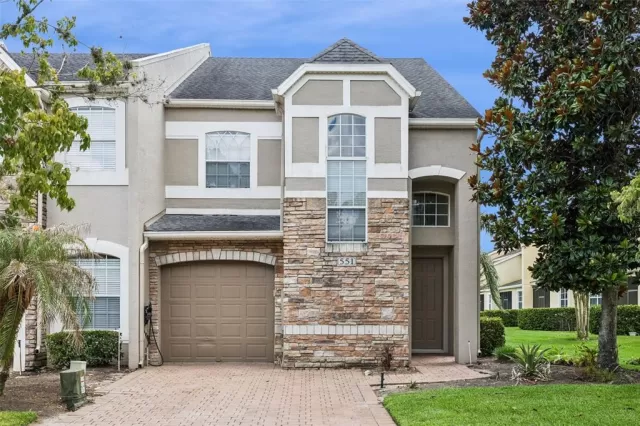 MLS: O6418210 Condo For Sale