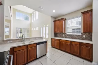 Photo #3: O6418210 Listing