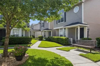 Photo #3: O6418237 Listing