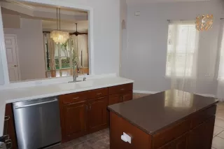 Photo #6: O6418260 Listing