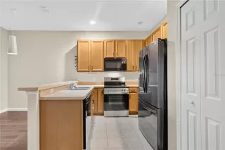 Photo #6: O6418265 Listing