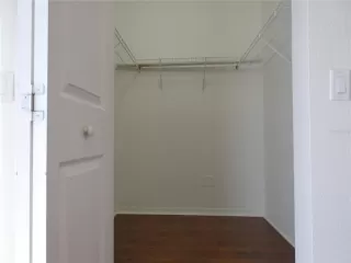 Photo #6: O6418476 Listing