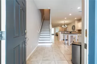 Photo #5: O6418566 Listing