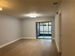 Photo #4: O6418682 Listing 