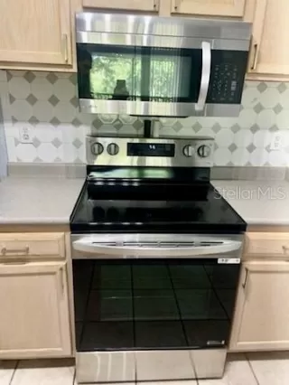 Photo #3: O6418734 Listing