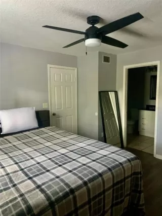 Photo #6: O6418734 Listing