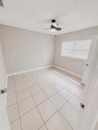 Photo #5: O6418802 Listing