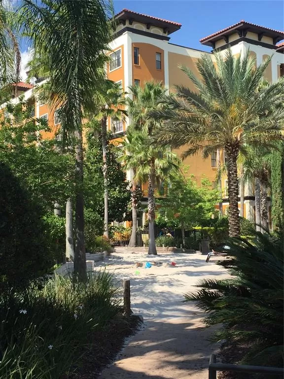 MLS: O6418880 Condo For Sale