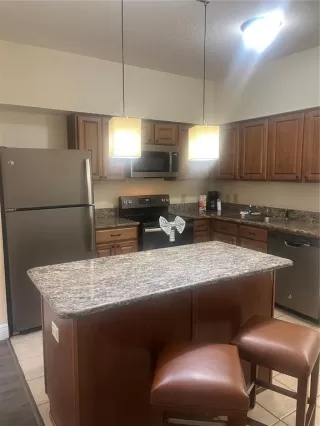 Photo #3: O6418880 Listing 