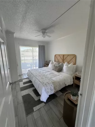 Photo #6: O6419128 Listing