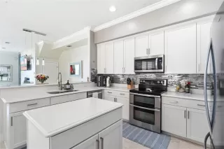 Photo #1: O6419132 Listing 