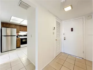 Photo #6: O6419151 Listing 