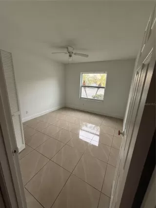 Photo #5: O6419170 Listing 