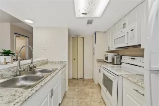 Photo #4: O6419193 Listing 