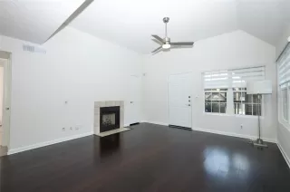 Photo #6: O6419394 Listing